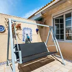 Апартаменты Atico Con Terraza Торевьиа
